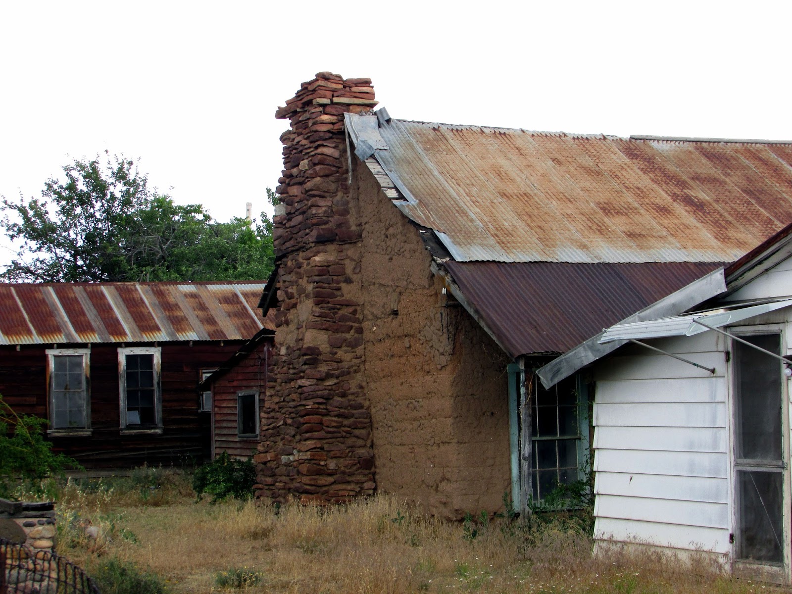 Payson Sidles Mud House & Cabins