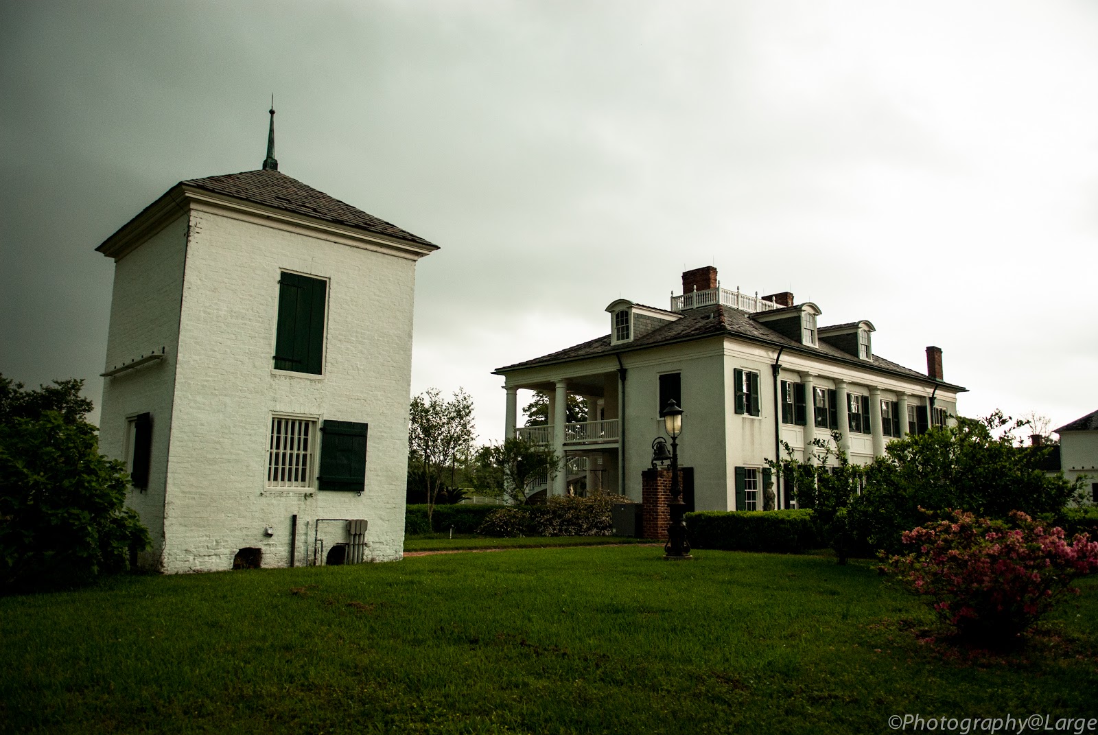PhotographyLarge Evergreen Plantation, Edgard, La.