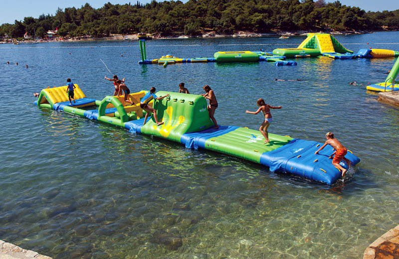 Pix Grove Most Amazing Inflatable Water Parks Ever