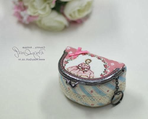 Косметичка с фермуаром. Cosmetic bag clasp