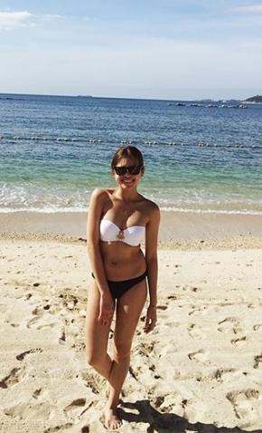 Top 38 Female Celebrities In The Industry Who Have The Best Legs! Top 38 Female Celebrities In The Industry Who Have The Best Legs!