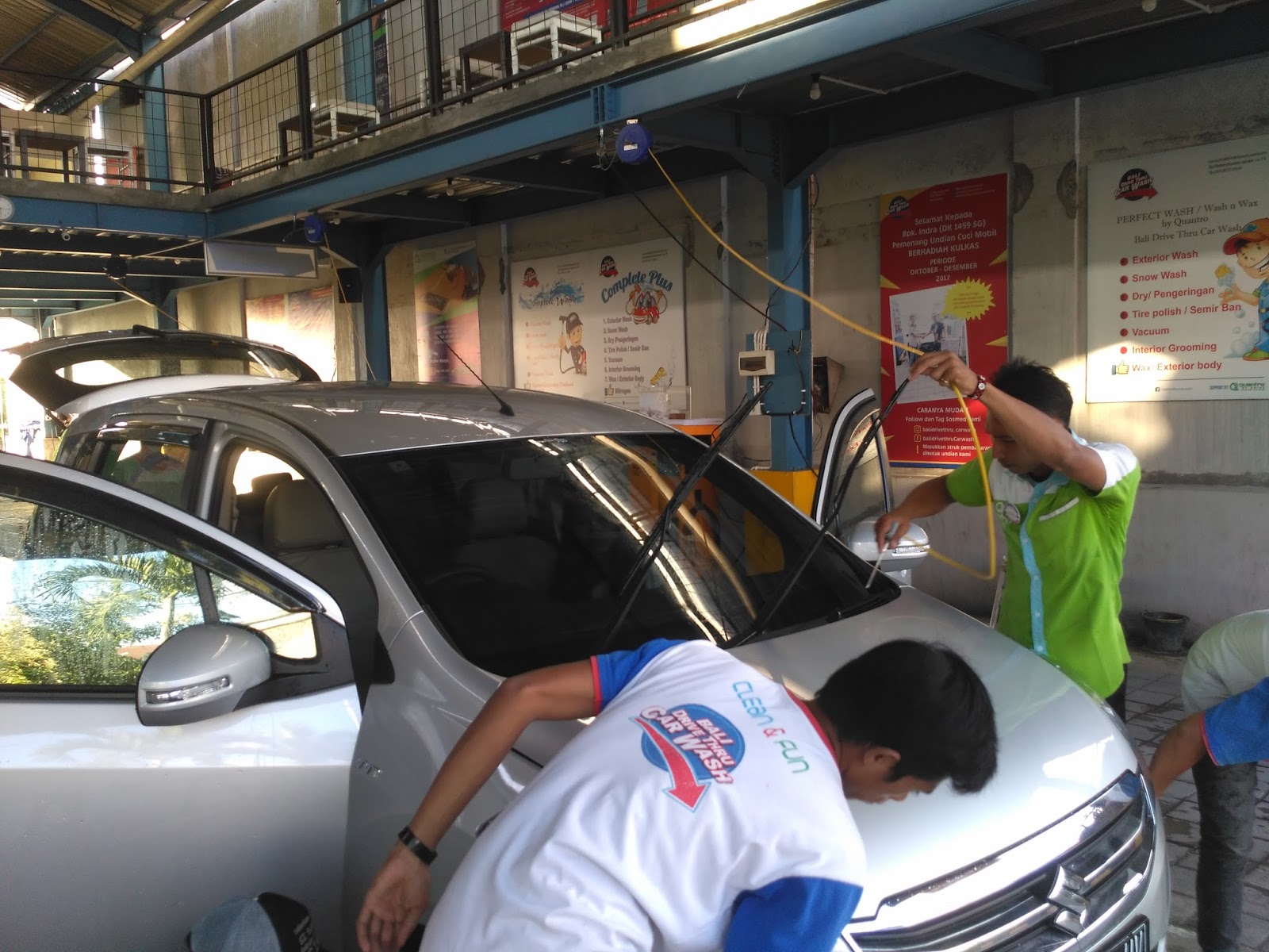 Drive Thru Car Wash Bikin Mobil Tetap Kinclong Saat Liburan Anda