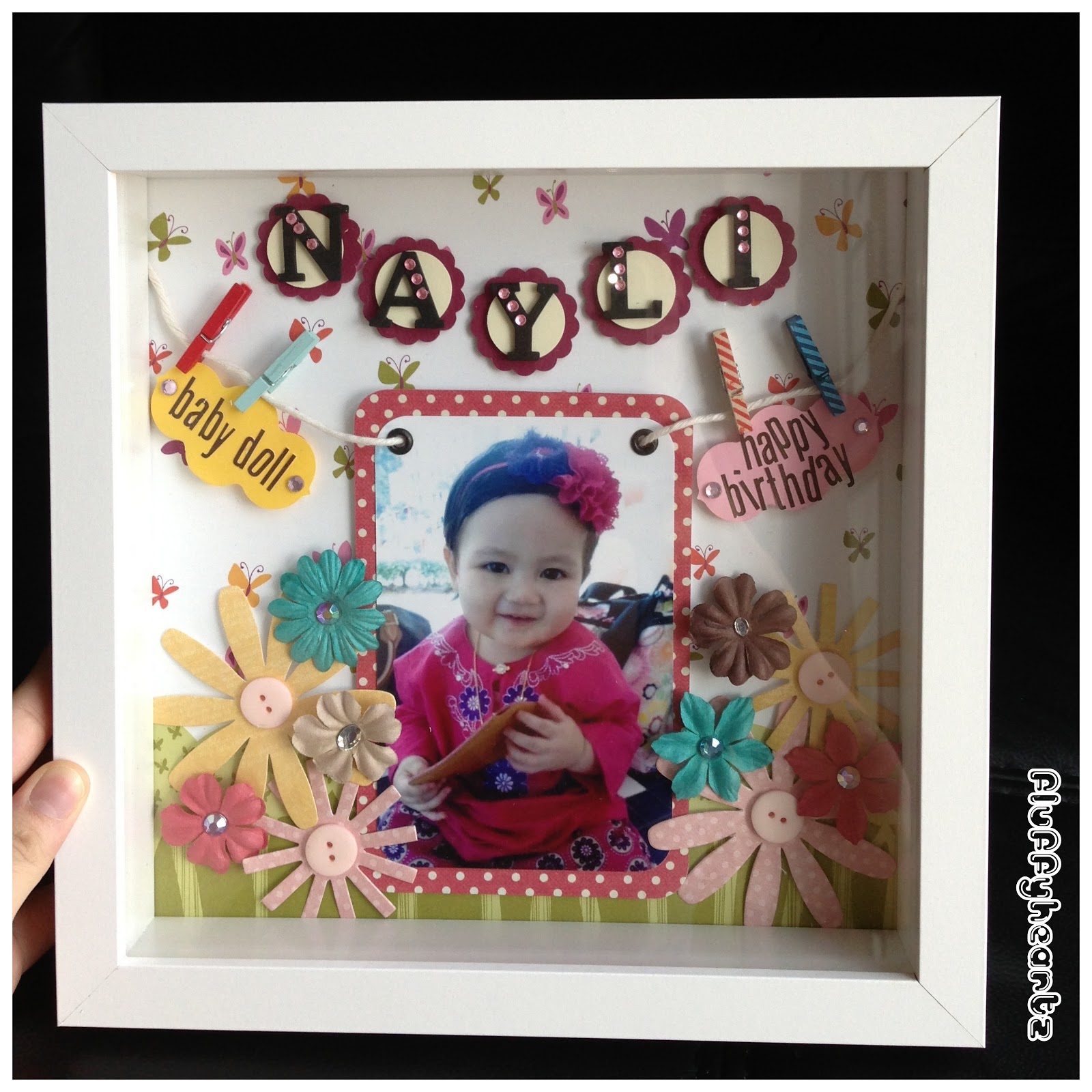 Fluffyheartz ♥ Photo frame for a baby girl who's turning ONE!
