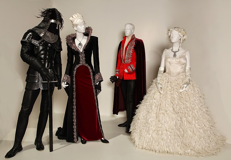 APPAREL FREELANCE DESIGNER Costume Designer as Your Profession