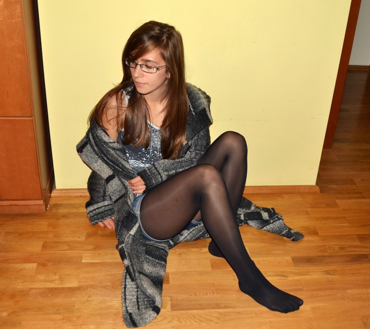 Legs and Feet in Black Tights 221.