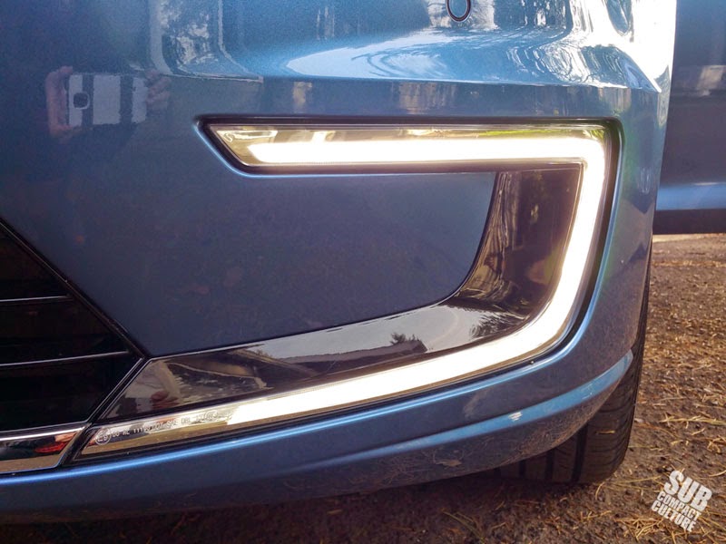 VW e-Golf exterior light