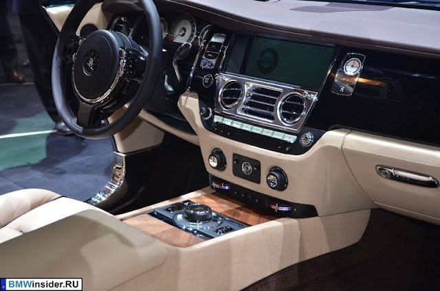 Rolls-Royce Wraith на автосалоне в Женеве 2013