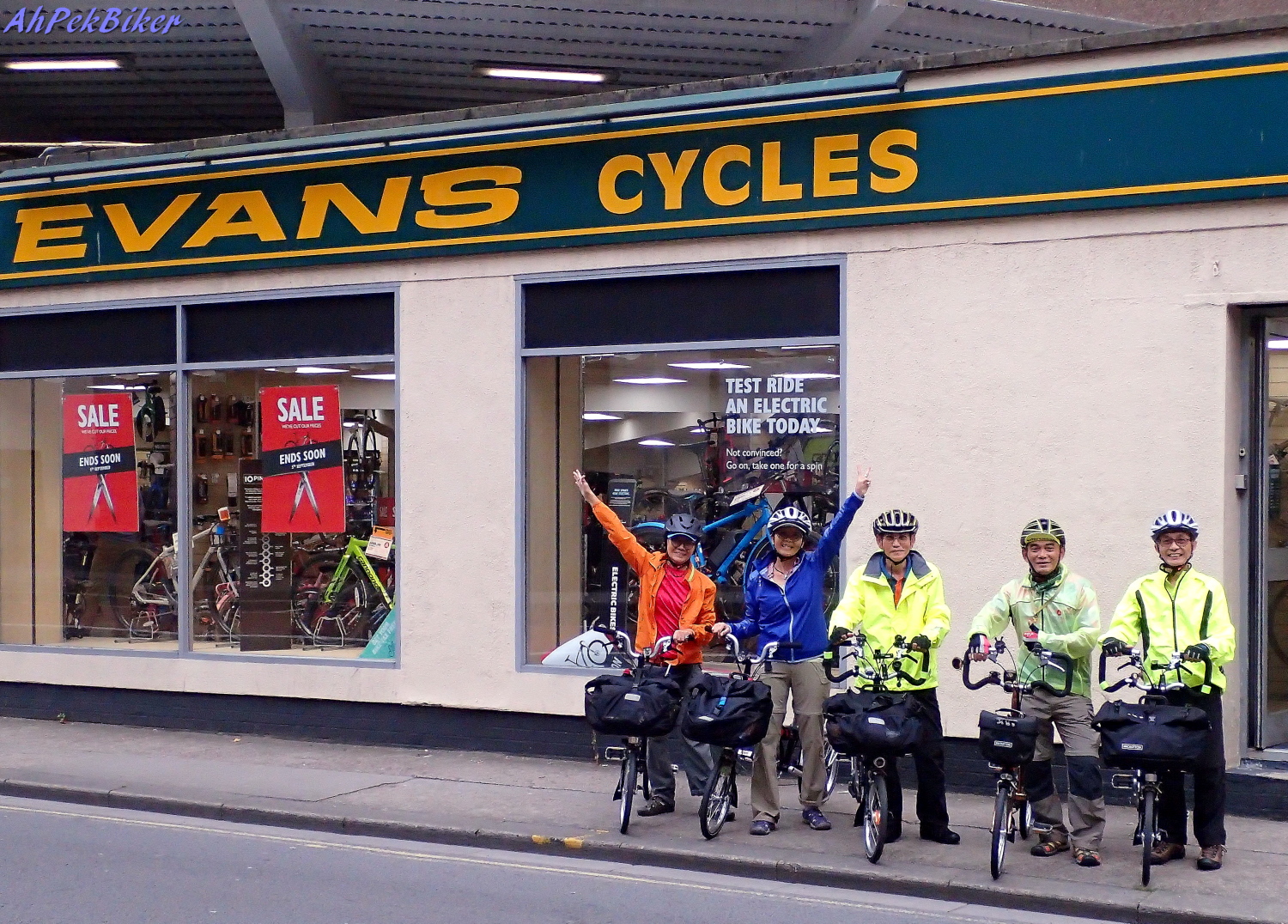 evans cycles store locator