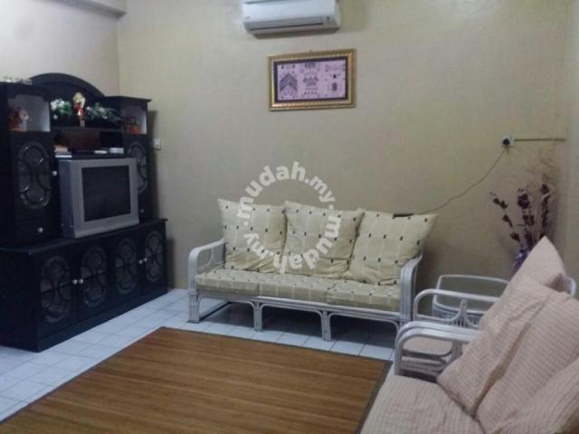 Homestay Di Sabah Kota Kinabalu Kundasang Seluruh 2 Bilik Berhawa Dingin Termasuk Ruang Tamu 1 Berkipas Ceiling Kemudahan Dapur Dan Peralatan Memasak Peti Ais Tv Seterika Mesin Basuh