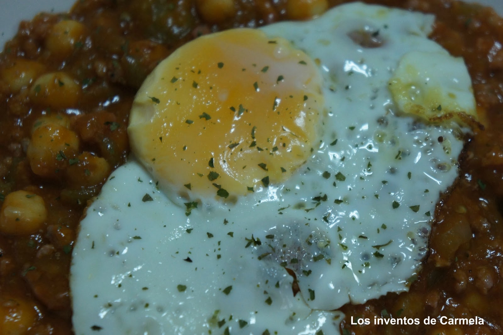 RECETAS PARA MIS HIJOS GARBANZOS CON TOMATE Y HUEVO FRITO