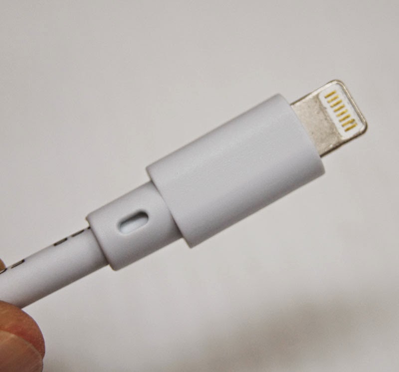 ラジオショックブログ iPhone用変わり種Lightningケーブル各種