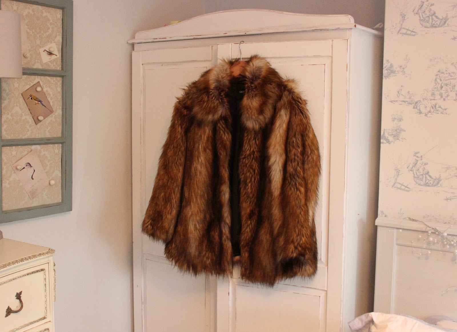 BEAUTY & LE CHIC: Love it, Share it! ASOS Vintage Style Faux Fur Coat