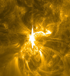 ACTIVIDAD SOLAR - Tormenta Solar Categoría X2 - ALERTA NOAA 5