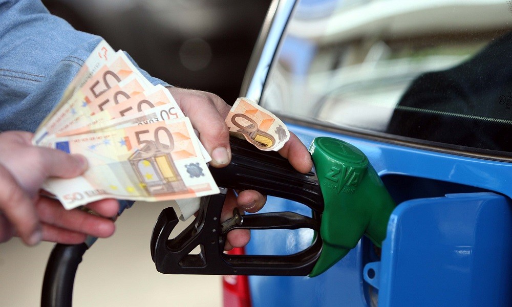 2 ευρώ η αμόλυβδη και στο 1,6 ευρώ το diesel – «Φωτιά» και τα διόδια 2 ευρώ η αμόλυβδη και στο 1,6 ευρώ το diesel – «Φωτιά» και τα διόδια