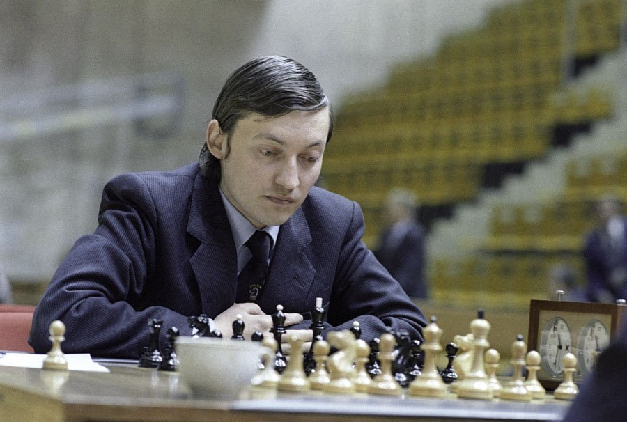 Anatoly Karpov é cabeça de cartaz do festival de xadrez da Maia