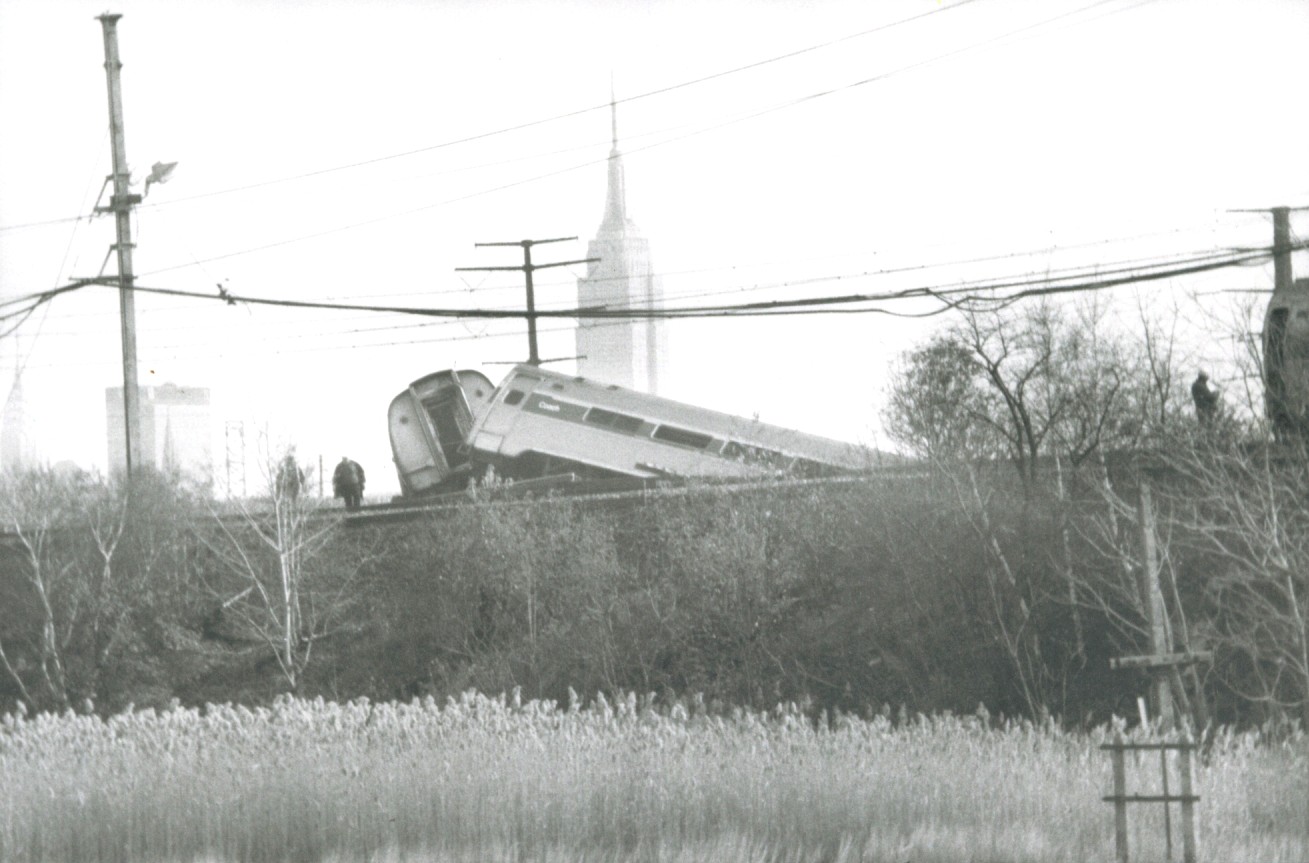 Sully's Photo: Secaucus train crash: 1997