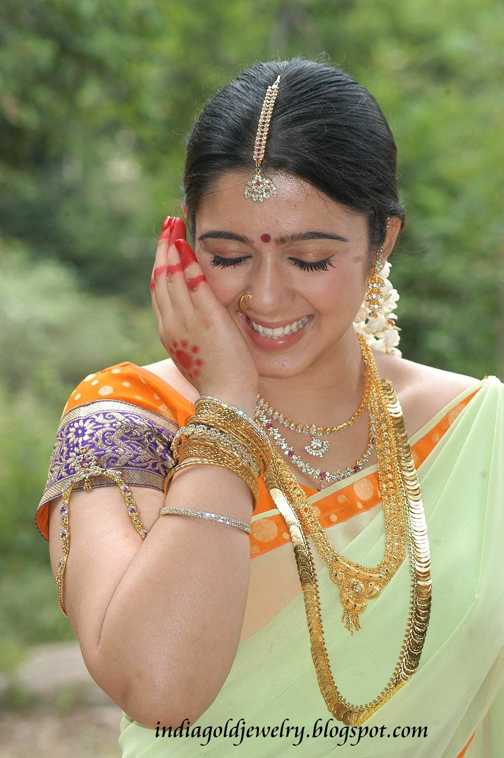 Indian Gold and Diamond Jewellery Charmi in Bridal Jewellery