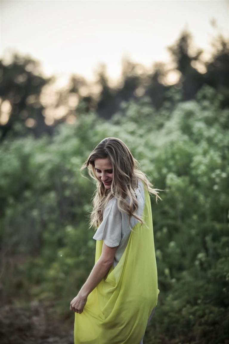 Francisca Lewin Hermosa Jugando con el Viento Fotos de Chilenas