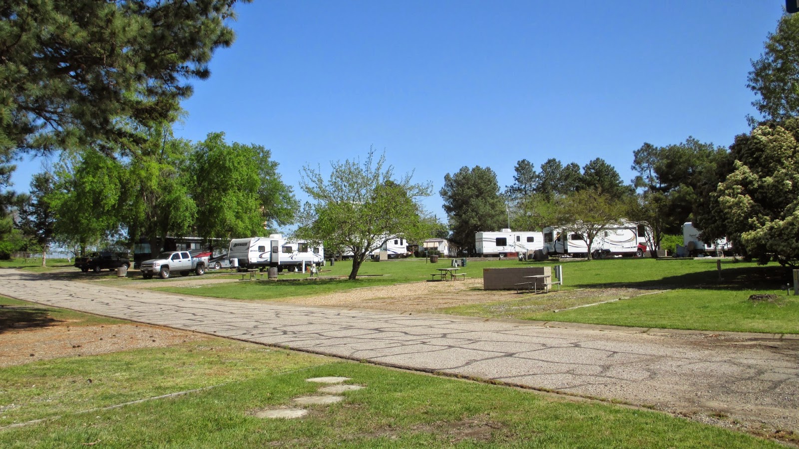BLUE SKY AHEAD Texarkana KOA, Texas