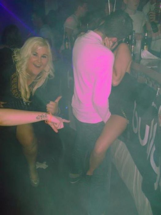 50 Embarrassing Nightclub Photos Stranges Pics
