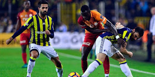 Fenerbahçe-Galatasaray futbol maçları listesi - Vikipedi