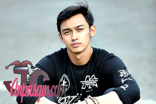 Immanuel Caesar Hito | Mondy Foto Instagram Biodata Immanuel Caesar Hito | Mondy