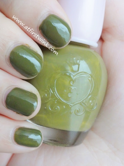 Etude House nail polish DGR704 - Only Olive on nails