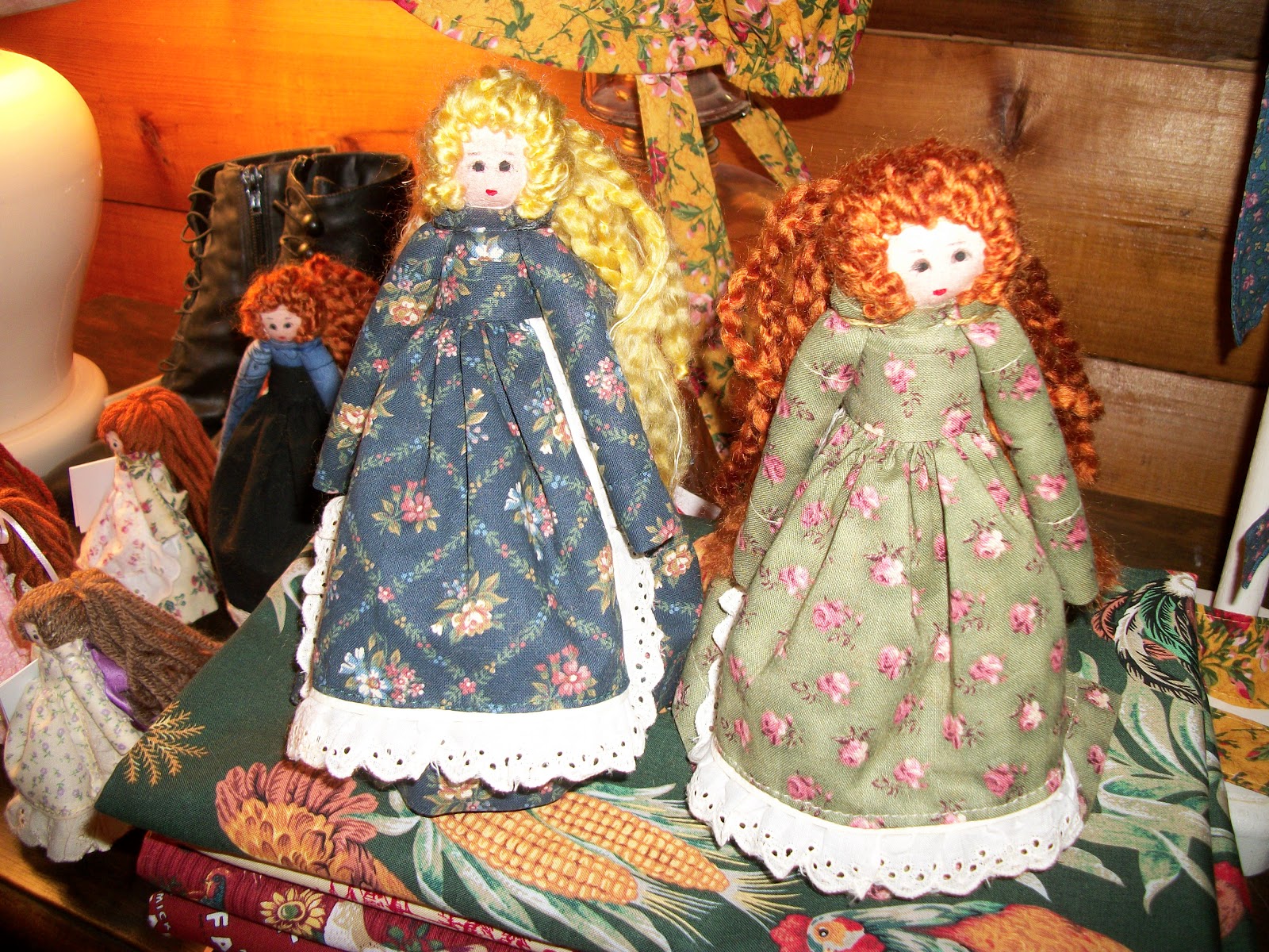 Henny Penny Lane Bonnets Aprons And Dolls