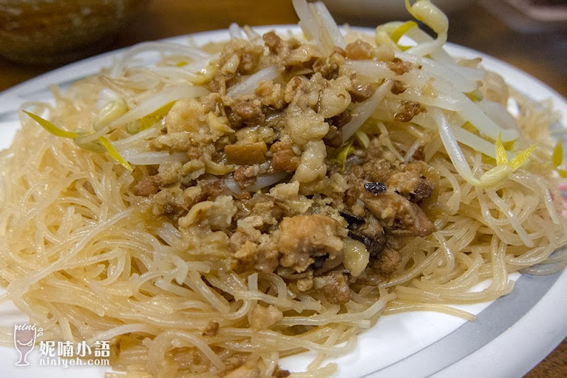 【台南美食】蔡三毛蔡家豬血湯。對抗不景氣的銅板美食 【台南美食】蔡三毛蔡家豬血湯。對抗不景氣的銅板美食