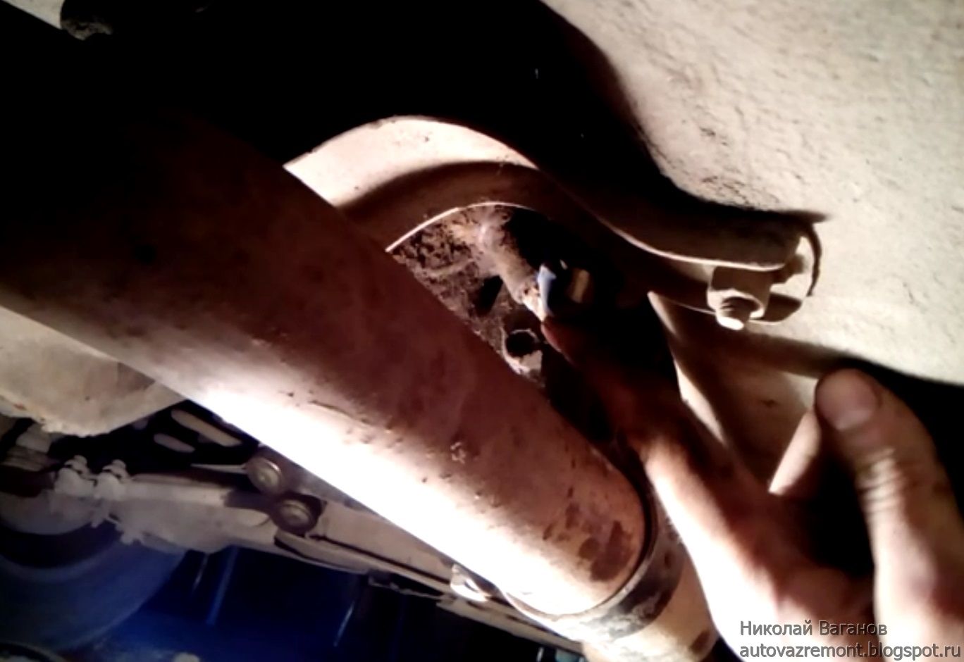 Не горит задний ход 2107. Не горит задний ход 2107. Не горят фонари заднего хода ваз 2107. Провод заднего хода ваз 2107. Фишка заднего хода ваз 2107.