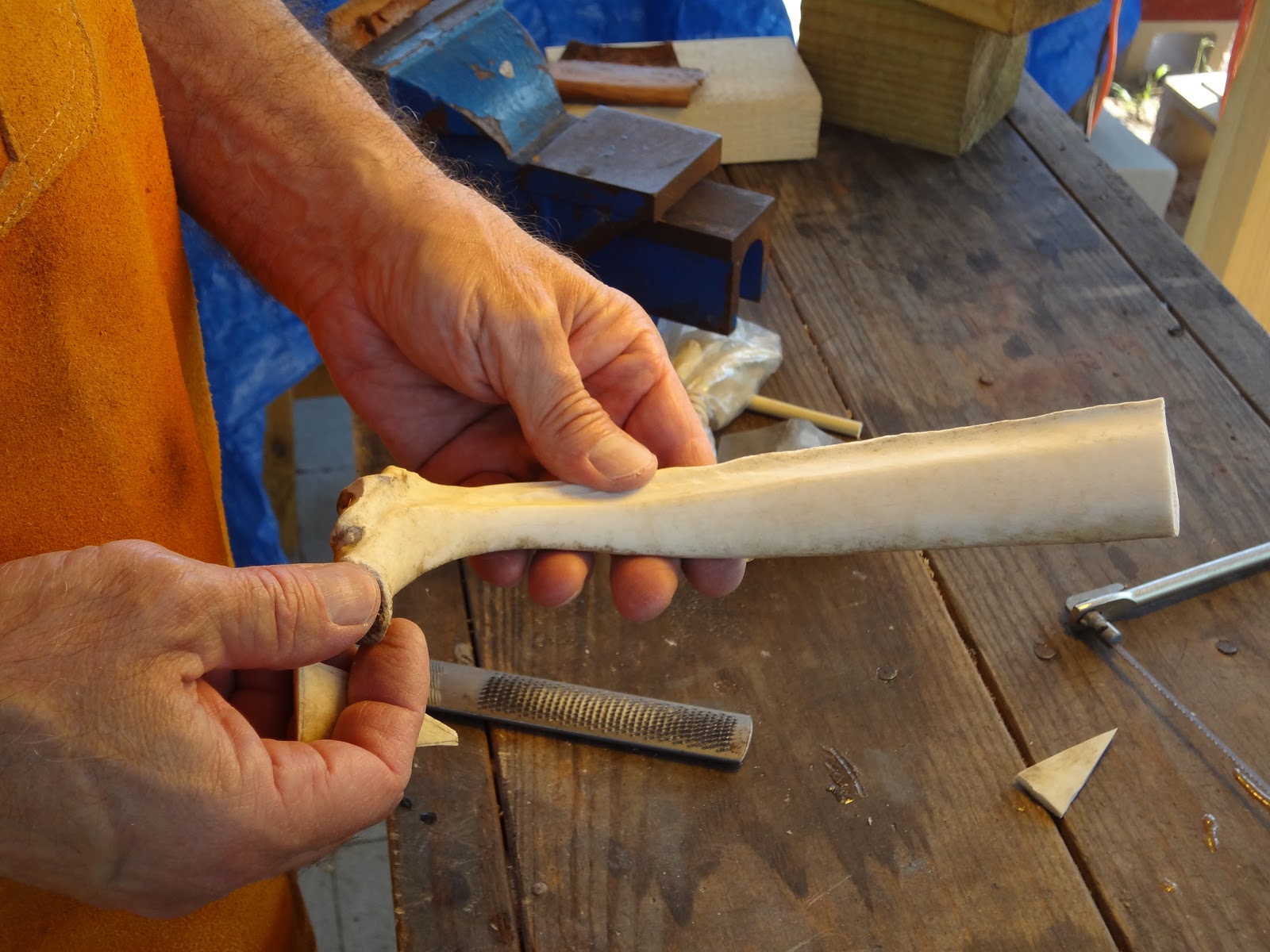 Woods Roamer: Making Bone Arrow Points with Hand Tools. woodsroamer.blogspo...