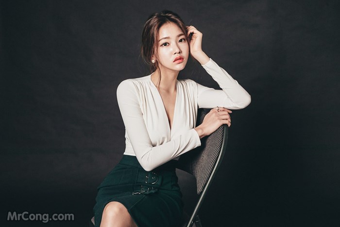 Model Park Jung Yoon in the November 2016 fashion photo series (514 photos) photo 23-5