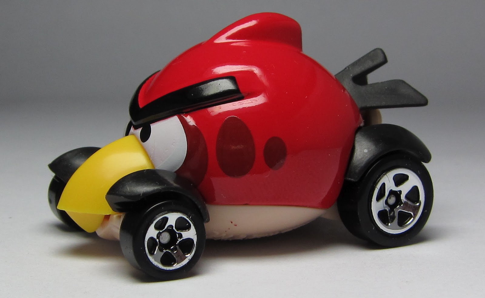 Wheels Rovio Angry Birds Red Bird Diecast Vehicle 2012 New Models 47