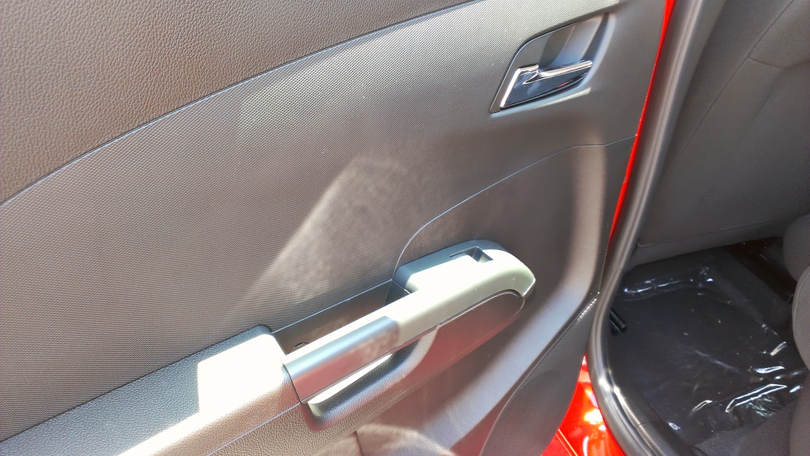 East-West Brothers Garage: Test Drive: 2013 Chevrolet Sonic LT Turbo