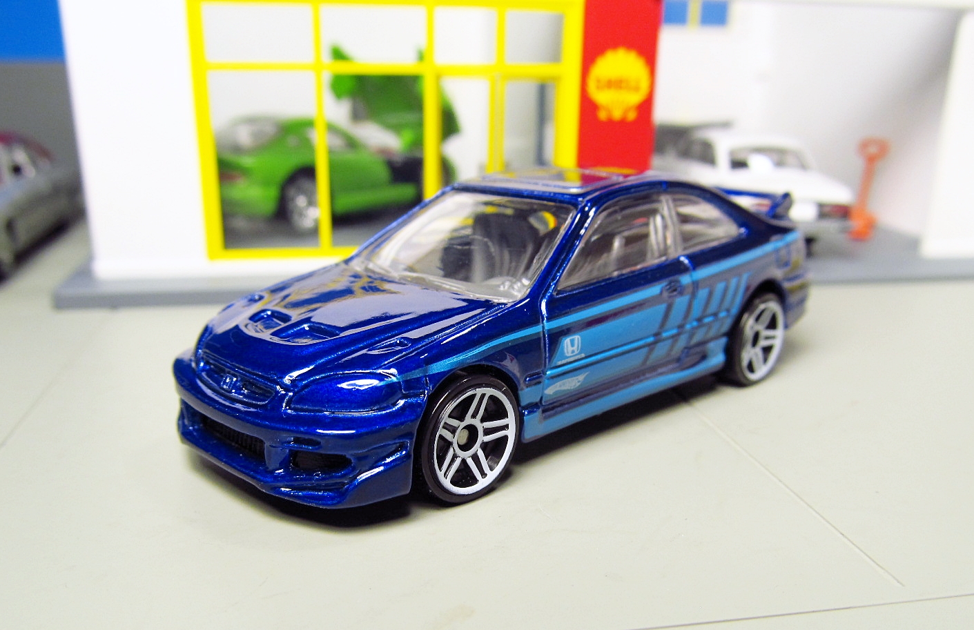 Little hot sisters. Hot wheels honda civic sth. Наборы петов лпс. Honda civic si tm 2006 hot wheels. Мод пай и пинки пай.