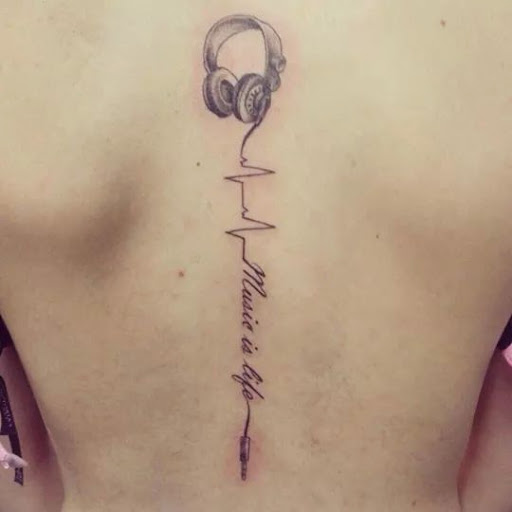 Featured image of post Letras Chinas Tatuajes En La Columna Vertebral Hombre Significado