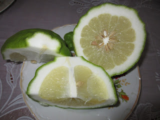 Плод лимона Пандерозы в разрезе