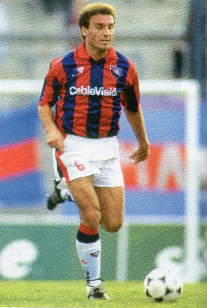 Pablo Acosta (footballer) - Wikipedia