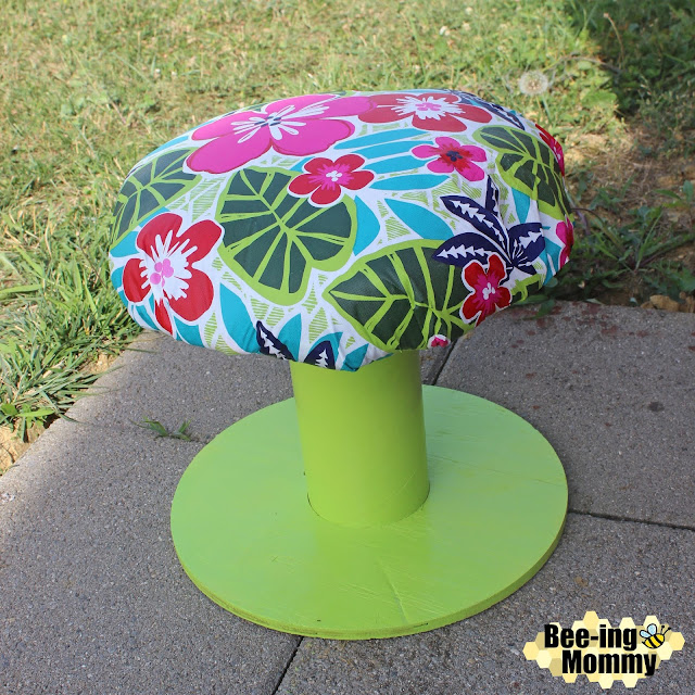 DIY Children Stools made from Spools