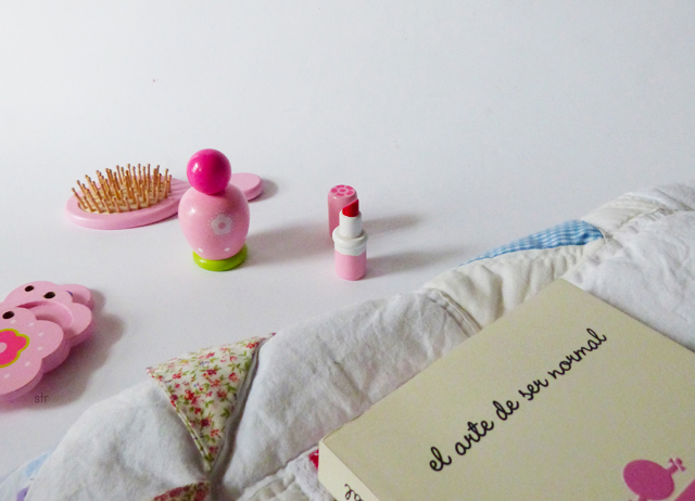 El arte de ser normal libro