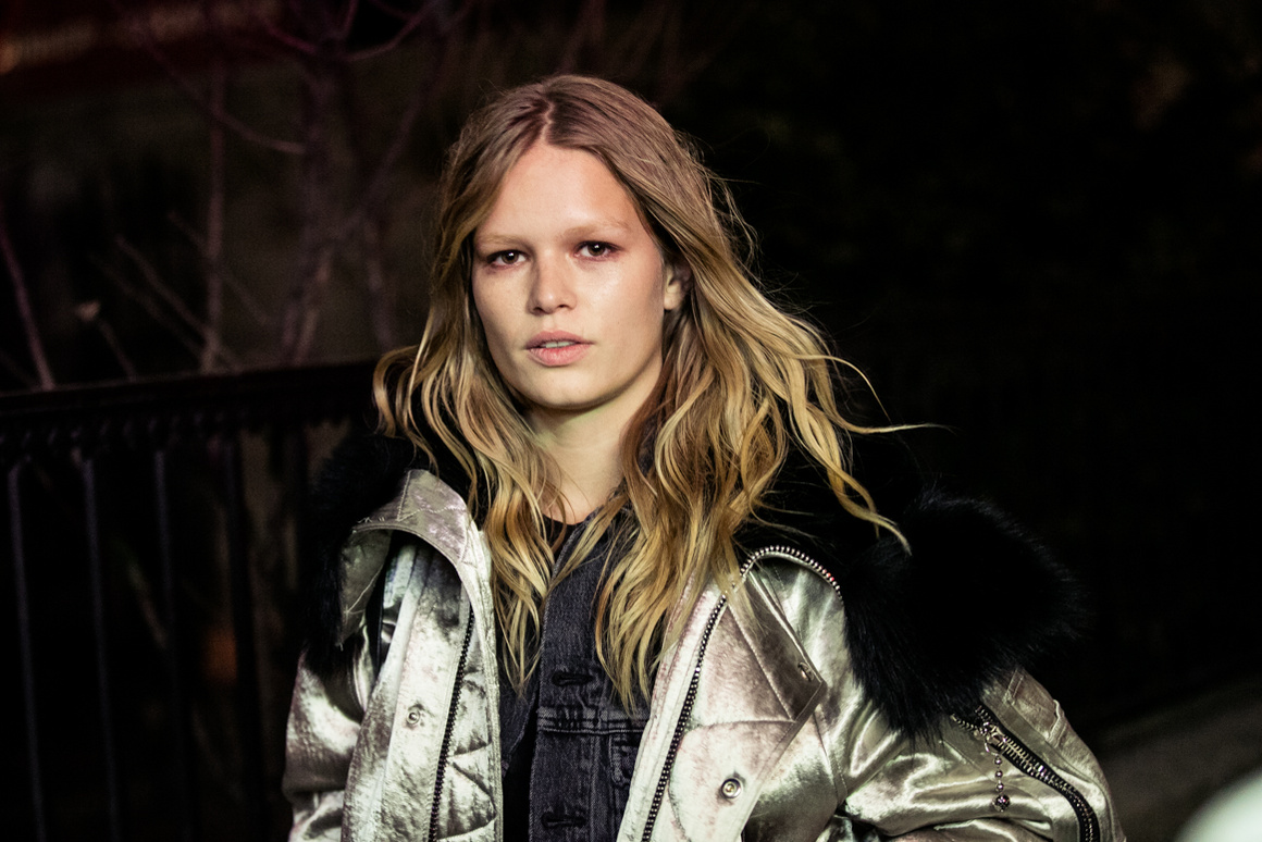 ellopiageenos the arms of the ocean