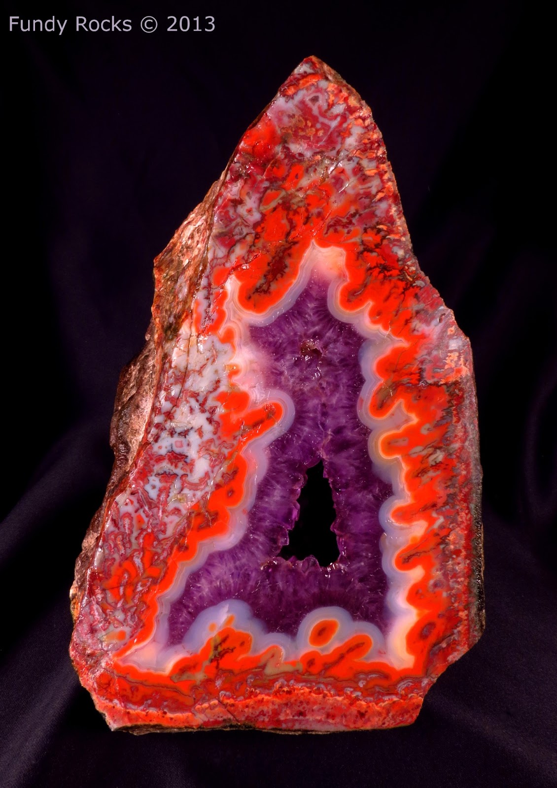 Fundy Rocks Journal: Rockhounding at Cape Blomidon, Nova Scotia