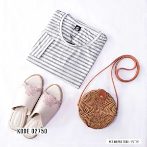 Kaos Stripetee Lengan Panjang White Grey