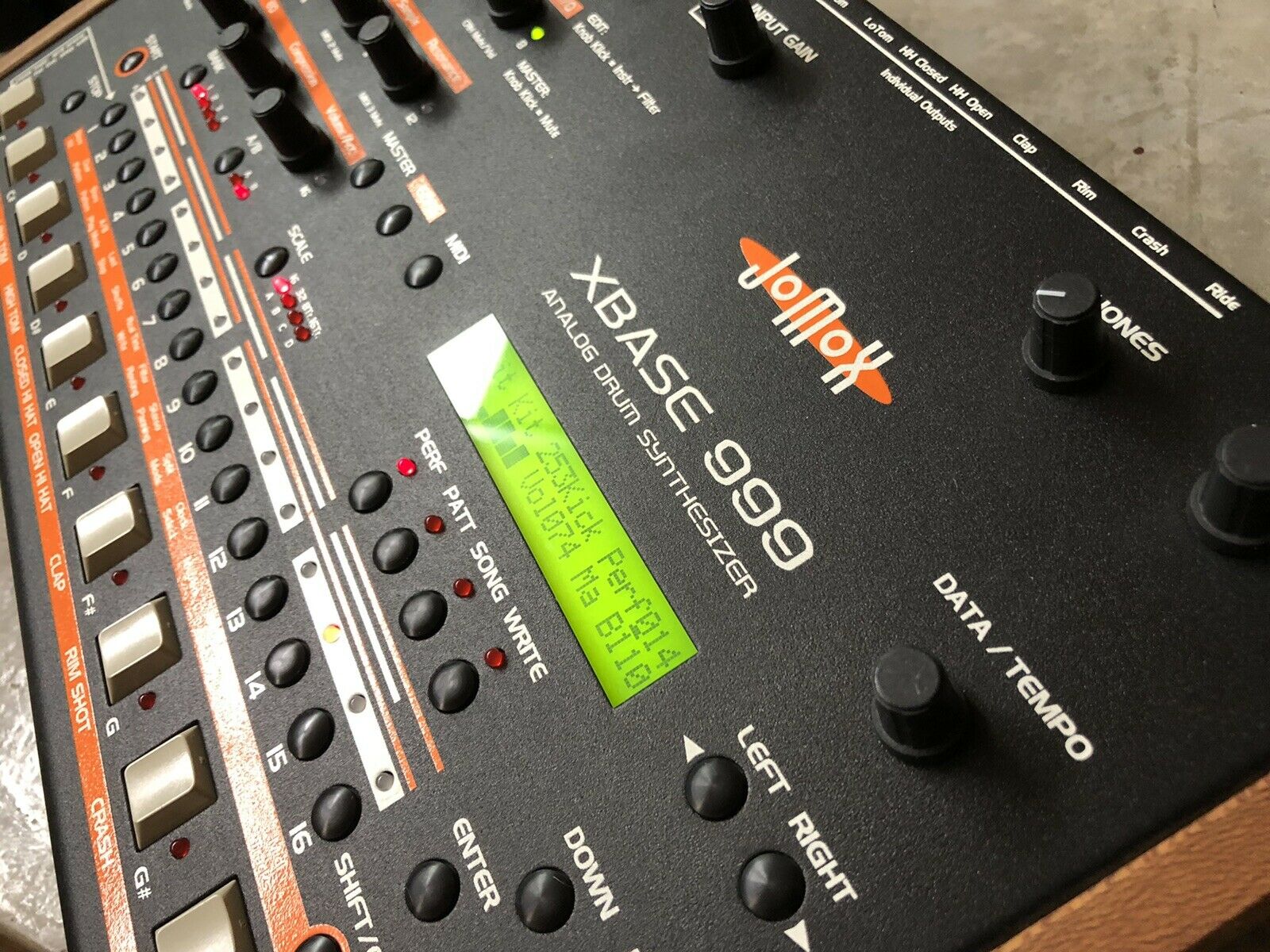 MATRIXSYNTH Jomox XBASE 999 Analog Drum Synthesizer / Drum Machine