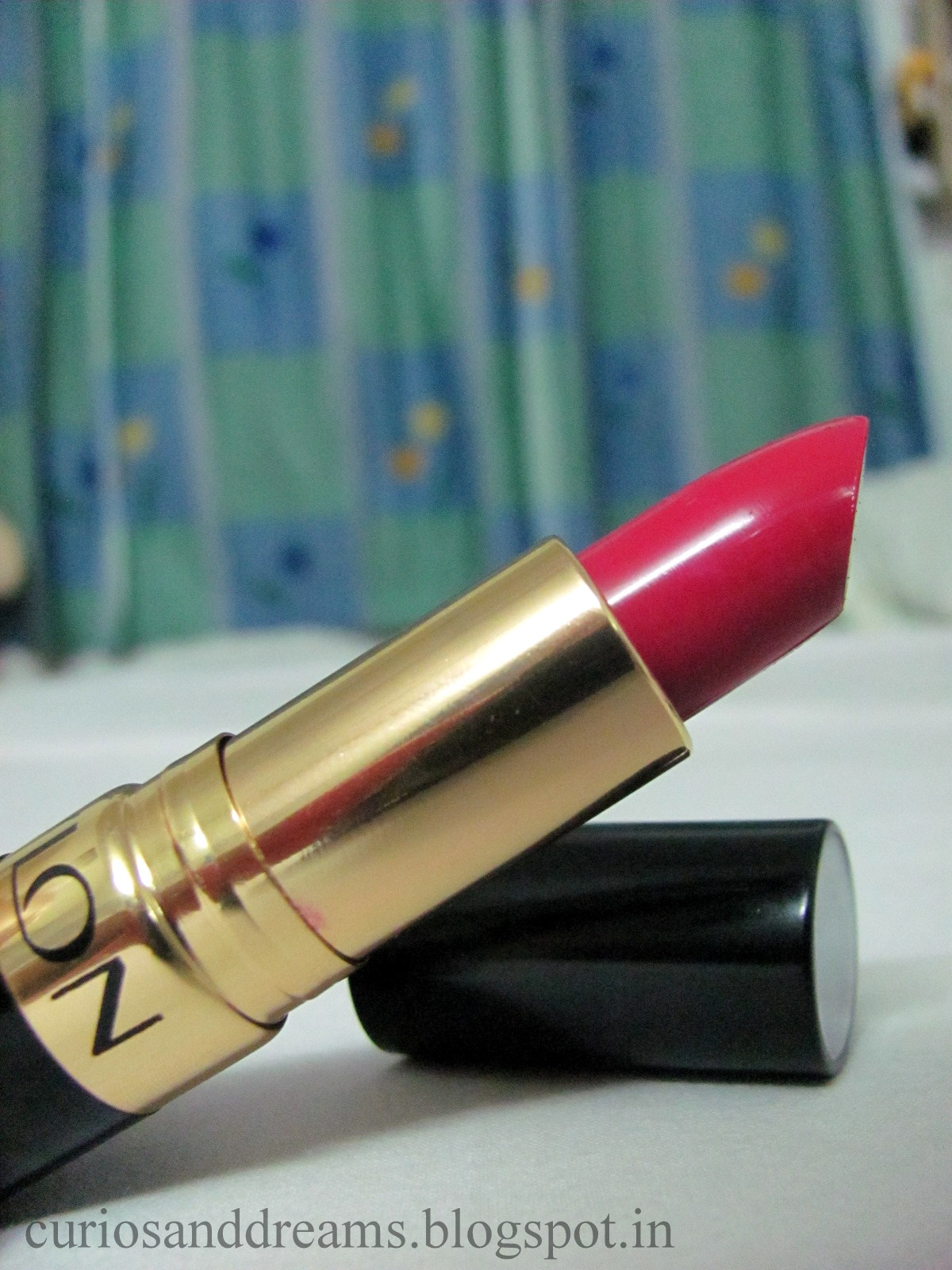 Revlon Super Lustrous Lipstick, Cherries in the Snow Review Curios