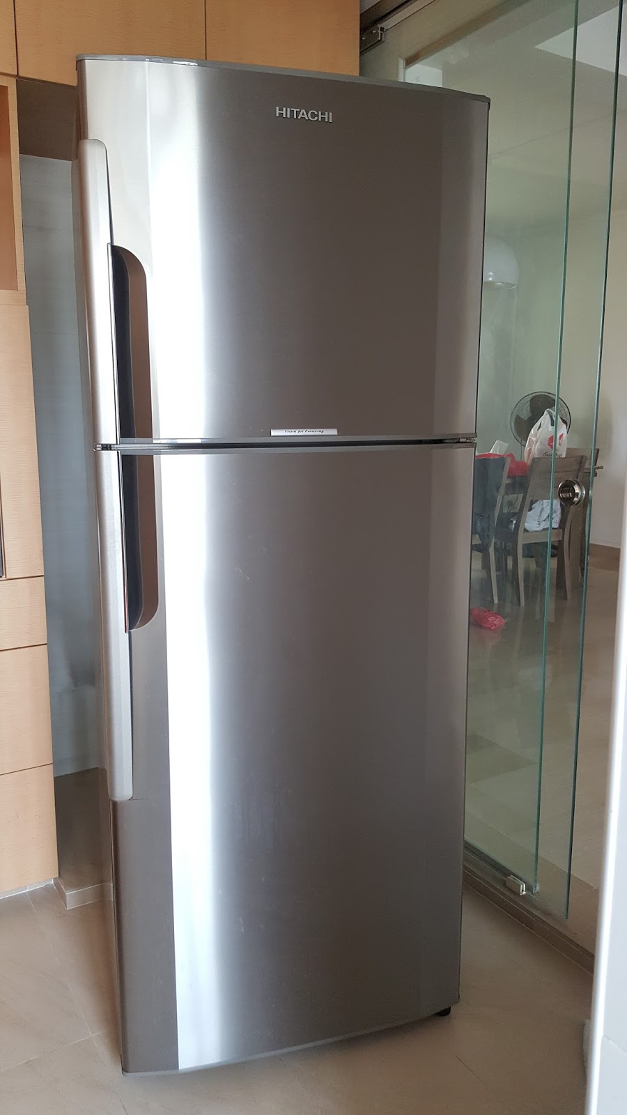 Fridge repair Refrigerator repair Singapore Hitachi Fridge Repair