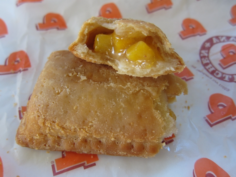 Review Popeyes Southern Peach Pie