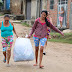 Famílias de Caruaru atingidas pelas cheias do último fim de semana começam a receber donativos