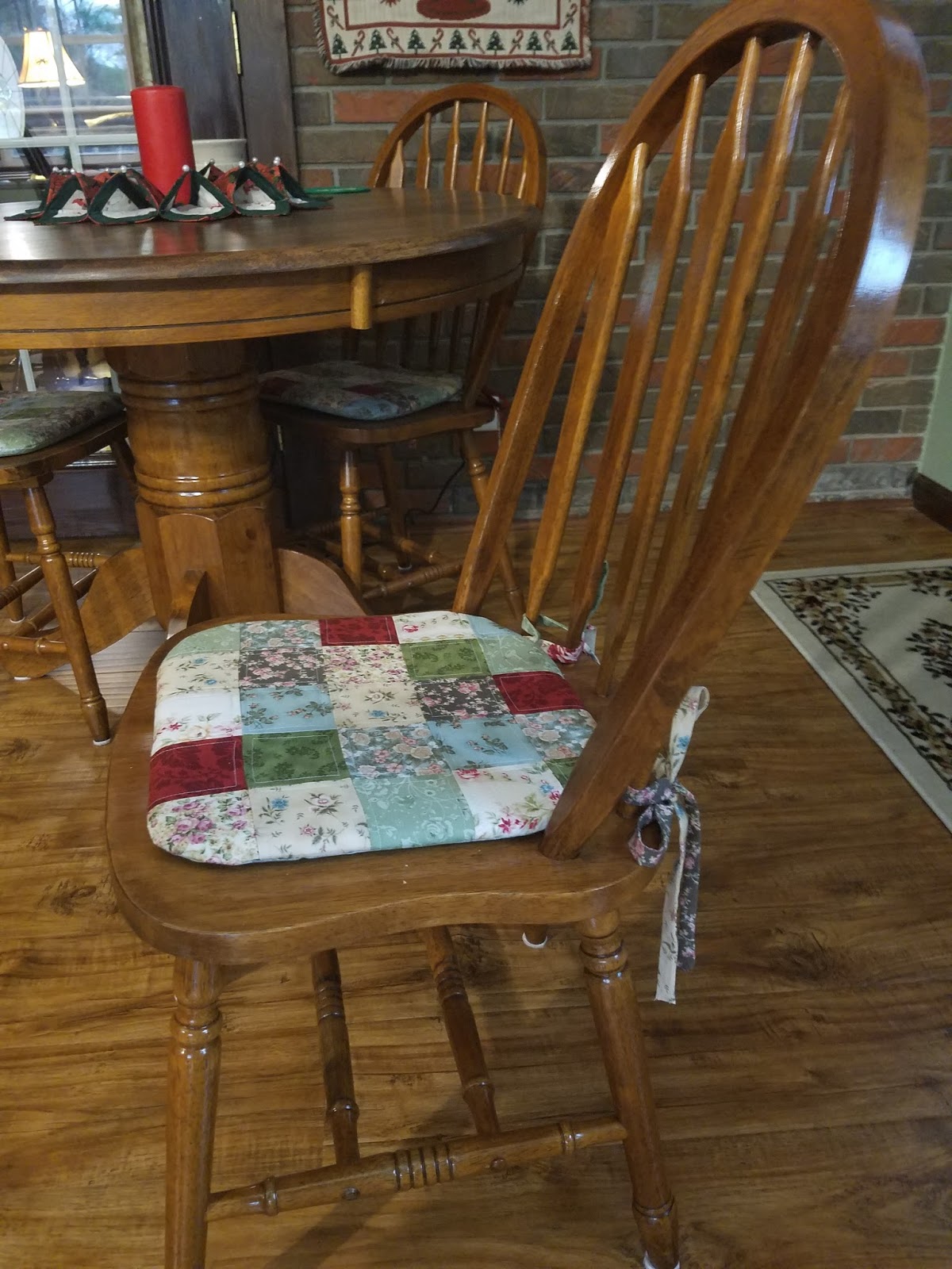 Jane's Quilting Chair Cushions for my New Quilt Room