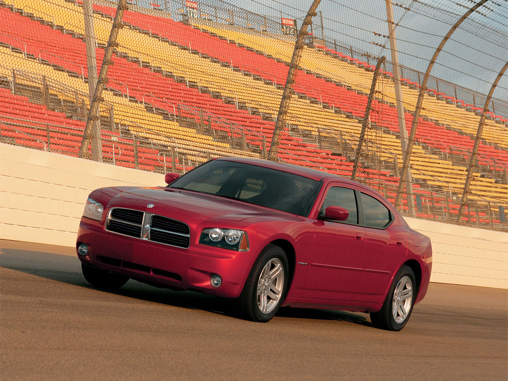 додж чарджер 2005-2010. додж чарджер 2005. 2005 charger. додж чарджер 2005. 7.
